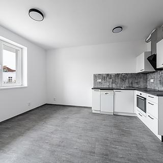 Pronájem bytu 2+kk 37 m² Plzeň Doudlevce, Malostranská