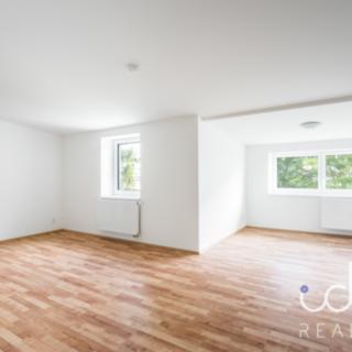 Pronájem bytu 1+kk a garsoniéry 39 m² Plzeň, Úslavská