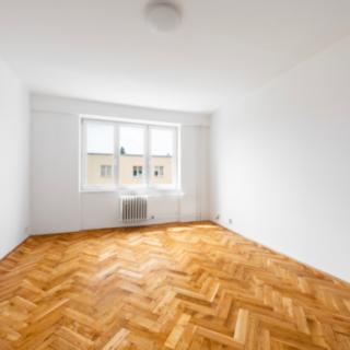 Pronájem bytu 2+1 55 m² Plzeň