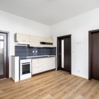 Pronájem bytu 2+1 40 m² Plzeň Východní Předměstí, Mikulášské náměstí