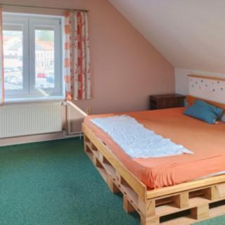Pronájem hotelu, penzionu 180 m² Velké Meziříčí