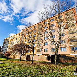 Prodej bytu 4+1 75 m² Chomutov, Kamenná