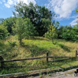 Prodej stavební parcely 573 m² Lužice