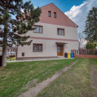 Pronájem bytu 3+1 100 m² Jičín Valdické Předměstí, Revoluční