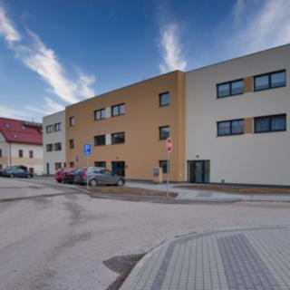 Pronájem bytu 2+kk 58 m² Lázně Bělohrad, Zámecká