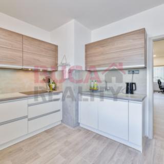 Prodej bytu 5+1 a více 94 m² Kaplice, Míru