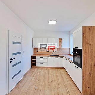 Pronájem bytu 2+kk 75 m² Šternberk, Uničovská