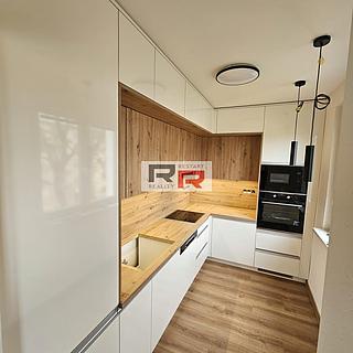 Pronájem bytu 3+kk 65 m&sup2; Olomouc