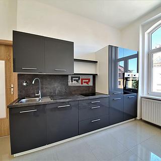 Pronájem bytu 2+1 62 m&sup2; Olomouc