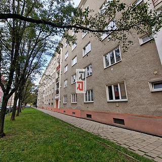 Pronájem bytu 2+kk 44 m² Olomouc Olomouc, Dukelská