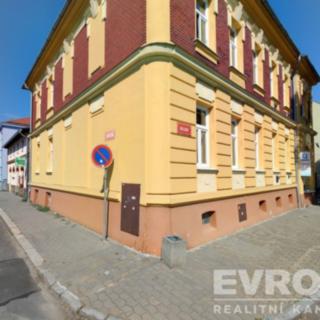 Pronájem bytu 3+1 97 m² Opava Předměstí, Nákladní