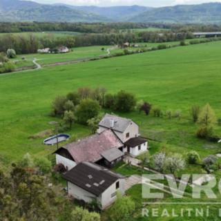 Prodej rodinného domu 330 m² Střítež