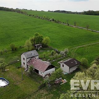 Prodej stavební parcely 3 912 m² Střítež