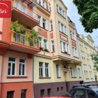 Prodej bytu 2+1 75 m² Teplice, Moskevské náměstí