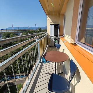 Pronájem bytu 2+1 50 m² Teplice, Alejní