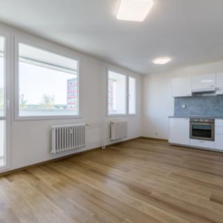 Pronájem bytu 3+kk 70 m² Slaný, Vítězná