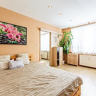 Pronájem bytu 1+1 36 m² Kladno