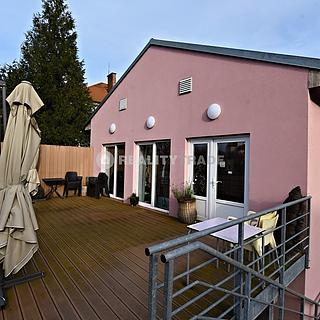 Pronájem obchodu 194 m² Strakonice II, Bezděkovská