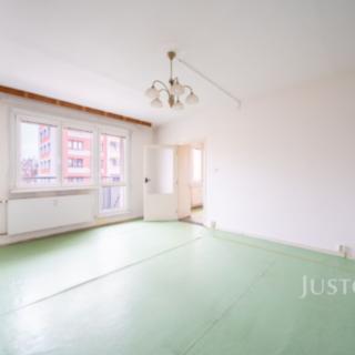 Prodej bytu 3+1 69 m² Třeboň