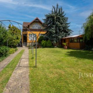 Prodej rodinného domu 474 m² Uherské Hradiště