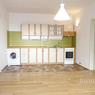 Pronájem bytu 2+kk 43 m&sup2; Písek