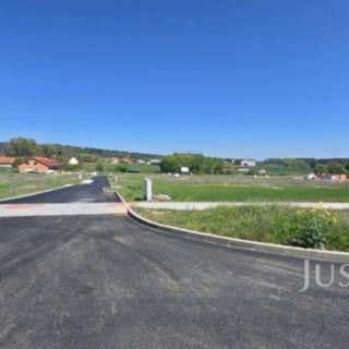 Prodej stavební parcely 1023 m² Čížová
