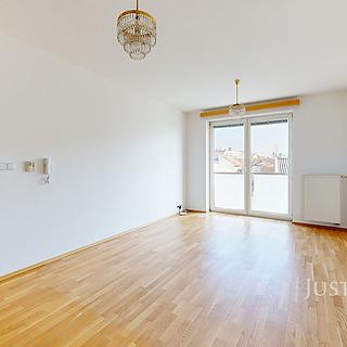 Pronájem bytu 2+kk 43 m&sup2; České Budějovice