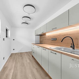 Pronájem Atypických bytů 34 m&sup2; Praha