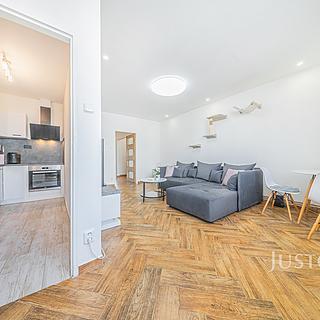 Prodej bytu 3+1 88 m&sup2; Praha