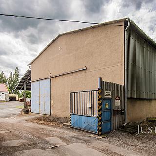 Pronájem skladu 482 m² Rovensko