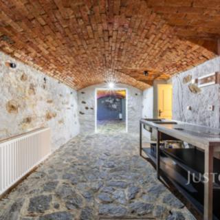 Prodej restaurace 48 m² České Budějovice 1, nám. Přemysla Otakara II.