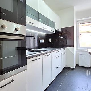 Pronájem bytu 2+1 46 m² Písek