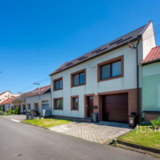 Prodej rodinného domu 246 m² Uherské Hradiště