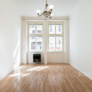 Pronájem bytu 2+1 46 m² Praha