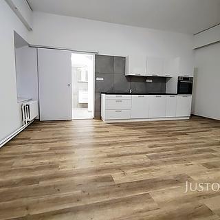 Pronájem bytu 2+kk 54 m² Písek Vnitřní Město, Soukenická