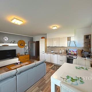 Pronájem bytu 2+kk 55 m² Praha Háje, Loosova