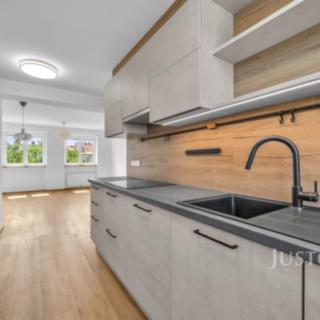 Pronájem bytu 3+kk 73 m² Praha Letňany, Kladrubská