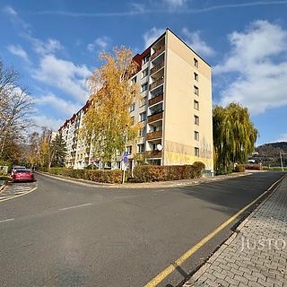 Prodej bytu 1+1 45 m² Ústí nad Labem Severní Terasa, Maková