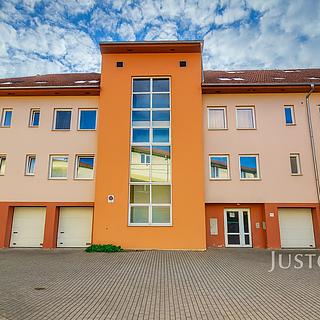 Prodej bytu 4+kk 93 m² Písek