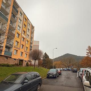 Pronájem bytu 2+1 63 m² Děčín, Na Vyhlídce