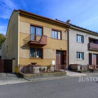 Prodej rodinného domu 241 m² Boršice