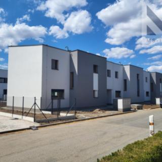 Prodej rodinného domu 160 m² Praha, Trabantská