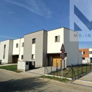 Prodej rodinného domu 160 m² Praha, Trabantská