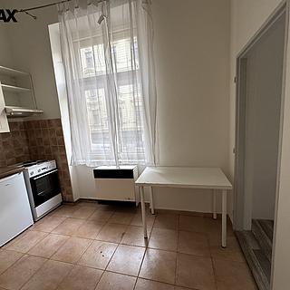 Pronájem bytu 1+1 37 m² Praha Žižkov, Seifertova