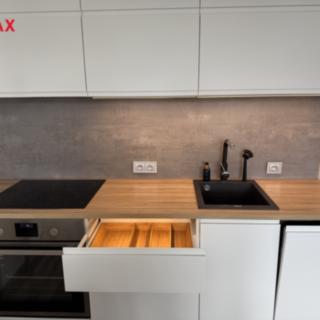 Pronájem bytu 2+kk 52 m² Praha