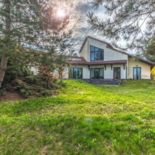 Prodej rodinného domu 309 m² Jesenice