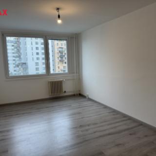 Pronájem bytu 2+kk 44 m² Praha Horní Měcholupy, Nad přehradou