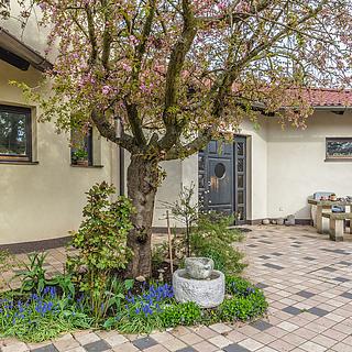 Prodej rodinného domu 309 m&sup2; Jesenice