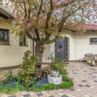 Prodej rodinného domu 309 m² Jesenice, Lipová