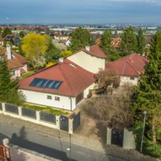 Prodej rodinného domu 309 m² Jesenice, Lipová